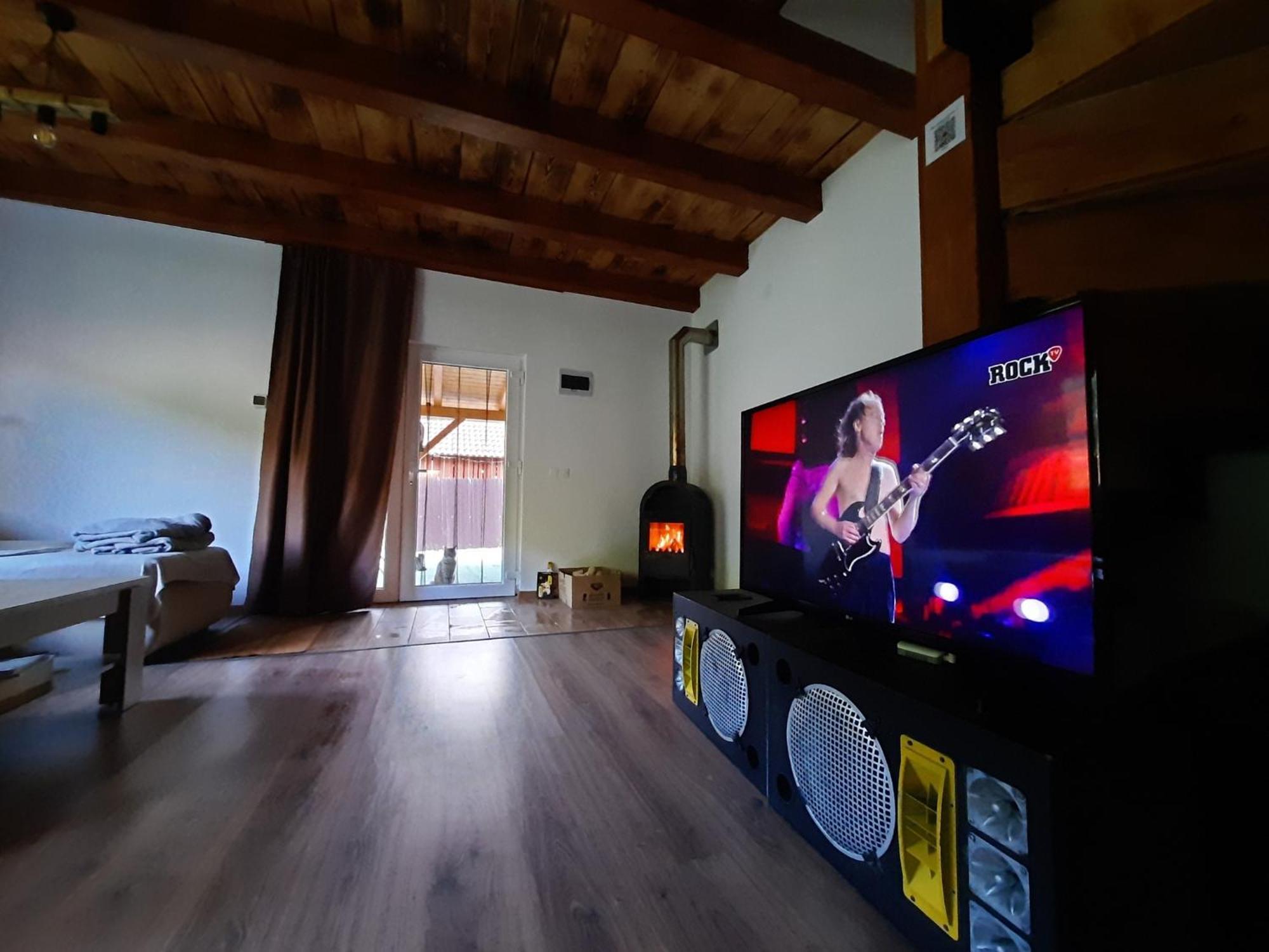 Mountain Cozy Home Sub Cetate Экстерьер фото